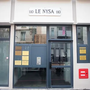 https://cosy-moderne-villeurbanne.hotels-rhonealpes.com