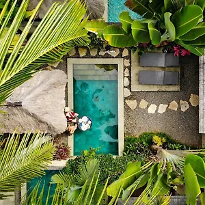  Villa Temuku Indonesia
